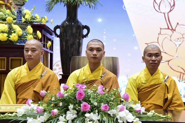 The Wedding Ceremony at the pagoda