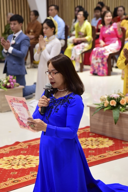 The Wedding Ceremony at the pagoda