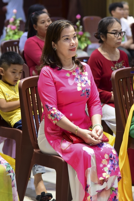 The Wedding Ceremony at the pagoda
