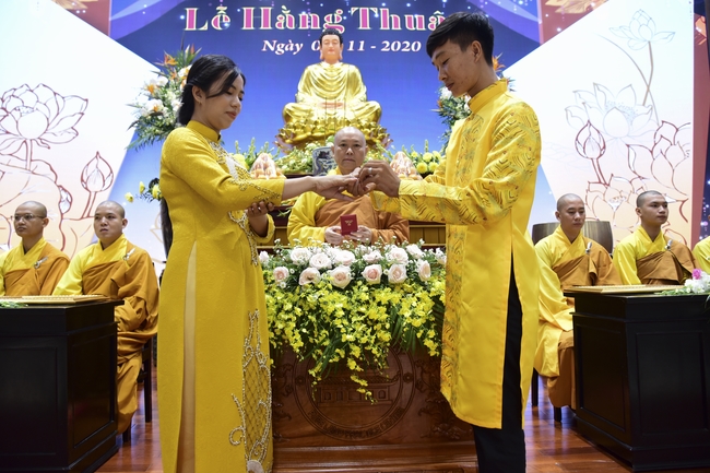 The Wedding Ceremony at the pagoda