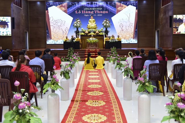 The Wedding Ceremony at the pagoda