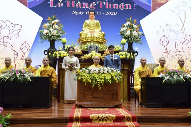 The Wedding Ceremony at the pagoda