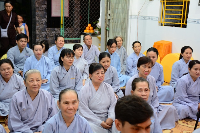 The rite offering for Monks in Can Tho City