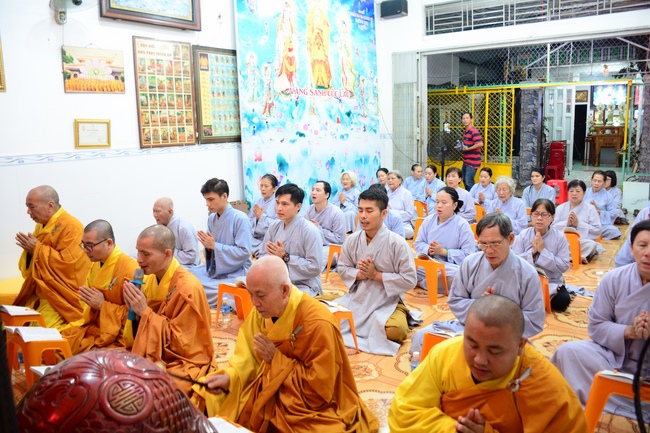 The rite offering for Monks in Can Tho City