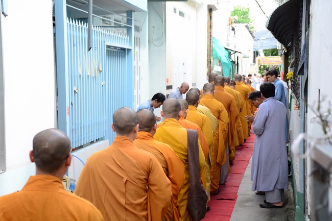 The rite offering for Monks in Can Tho City