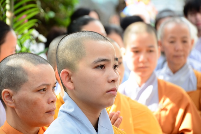 The rite offering for Monks in Can Tho City