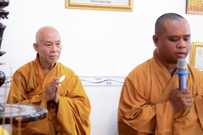 The rite offering for Monks in Can Tho City