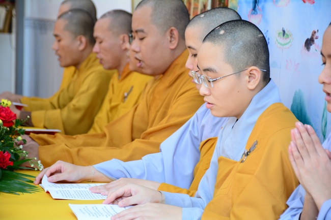 The rite offering for Monks in Can Tho City