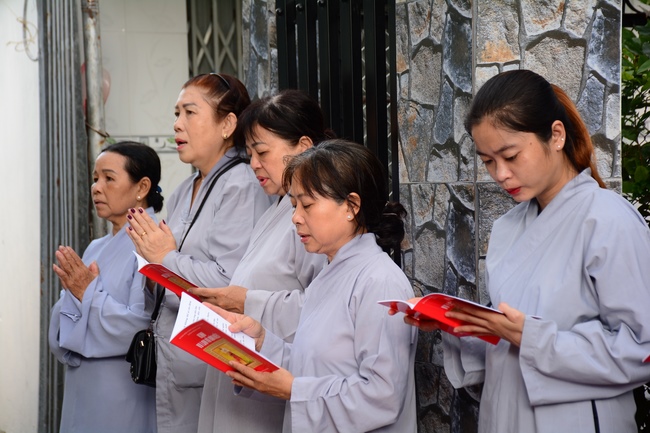 The rite offering for Monks in Can Tho City