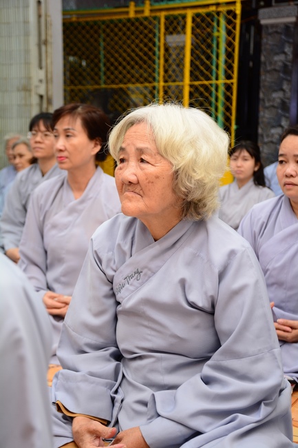 The rite offering for Monks in Can Tho City