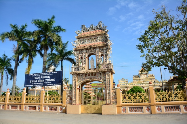 The program donating Book in Tien Giang