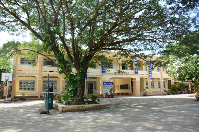 The program donating Book in Tien Giang