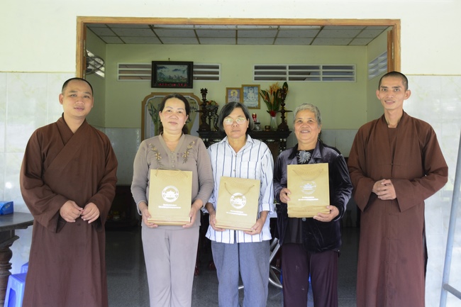 The program donating Book in Tien Giang