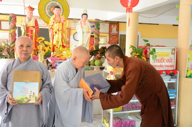 The program donating Book in Tien Giang