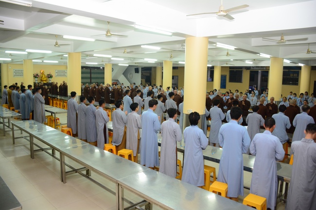 Monks and Buddhists reviewing the life and affairs of Hoang Phap Pagoda’s Founder.