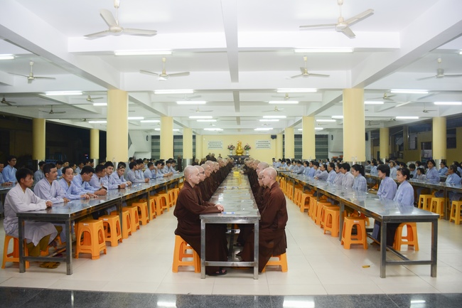 Monks and Buddhists reviewing the life and affairs of Hoang Phap Pagoda’s Founder.