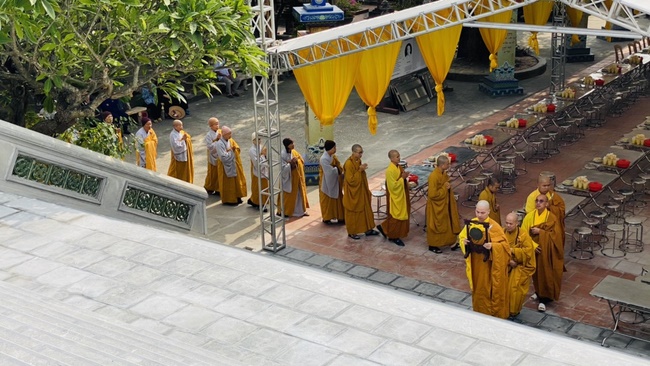 The Founder 's death anniversary at Tây Khánh Pagoda in Thái Bình Province