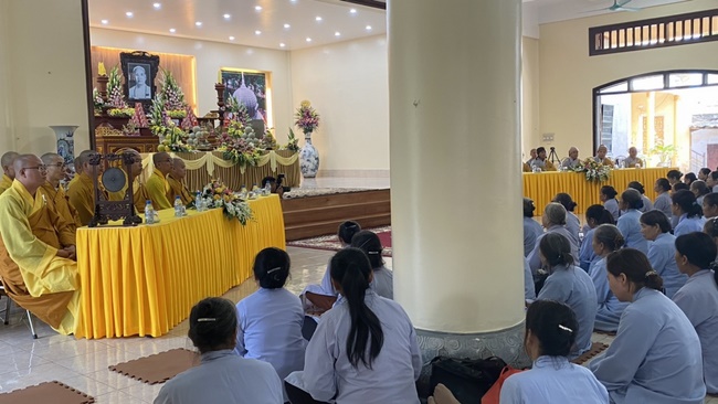 The Founder 's death anniversary at Tây Khánh Pagoda in Thái Bình Province