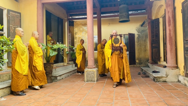 The Founder 's death anniversary at Tây Khánh Pagoda in Thái Bình Province