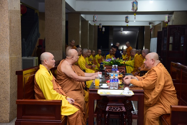 Ritual of visiting and offering homage to Most Venerable Thich Giac Phuc’s Body