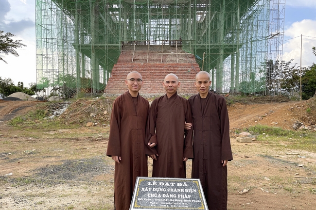 Repentant Ceremony at Dang Phap Pagoda, Binh Phuoc
