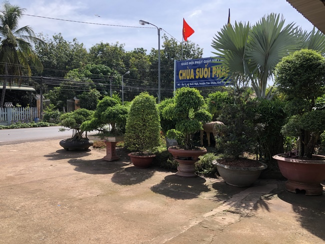 Repentant Ceremony at Suoi Phap Pagoda, Tay Ninh
