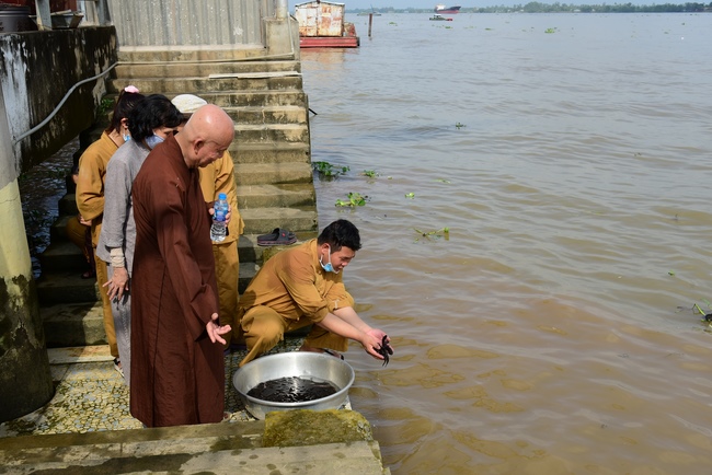 Repentant Ceremony at Minh Chat vihara  and offering Phuoc Long pagoda in Can Tho