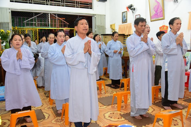 Repentant Ceremony at Minh Chat vihara  and offering Phuoc Long pagoda in Can Tho