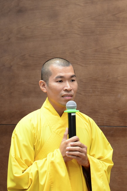 Dharma talk “How to live happily” - Previous to the 95th Seven-Day Retreat