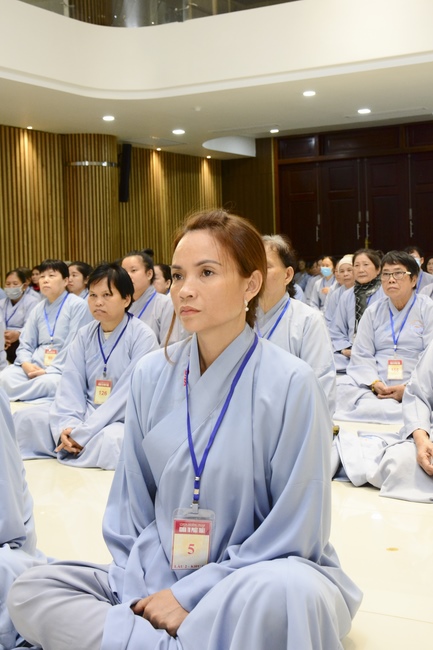 Dharma talk “How to live happily” - Previous to the 95th Seven-Day Retreat