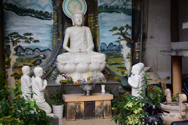 Đêm hoa đăng kỷ niệm đức Phật A-di-đà tại chùa Phước Thiện