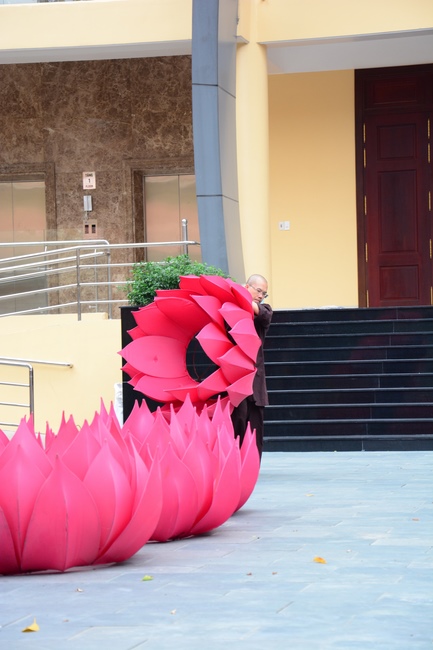 Affairs preparing for Amitabha Buddha’s Birthday