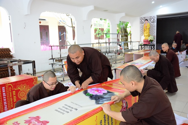 Affairs preparing for Amitabha Buddha’s Birthday