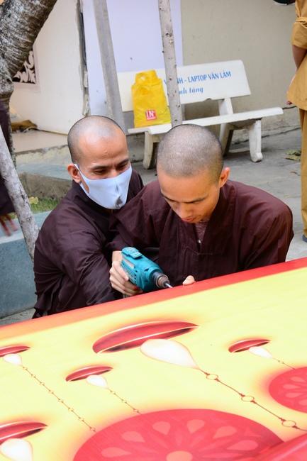 Affairs preparing for Amitabha Buddha’s Birthday