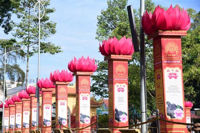 Affairs preparing for Amitabha Buddha’s Birthday