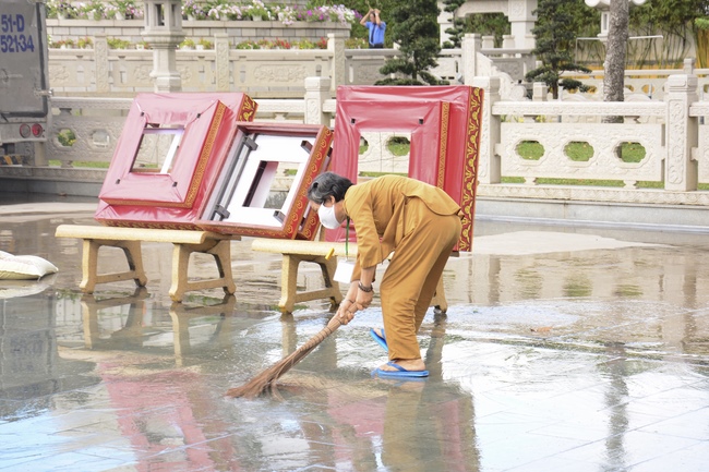 Affairs preparing for Amitabha Buddha’s Birthday