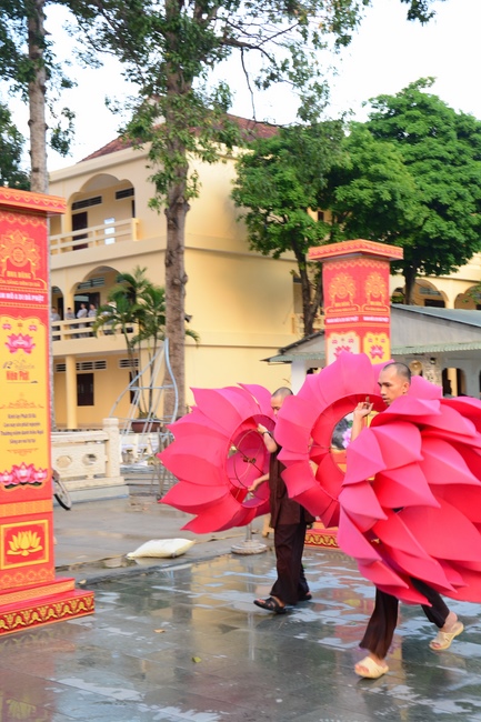 Affairs preparing for Amitabha Buddha’s Birthday