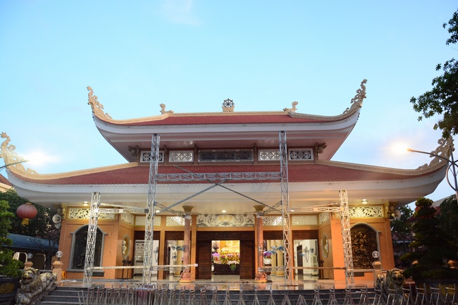 Affairs preparing for Amitabha Buddha’s Birthday