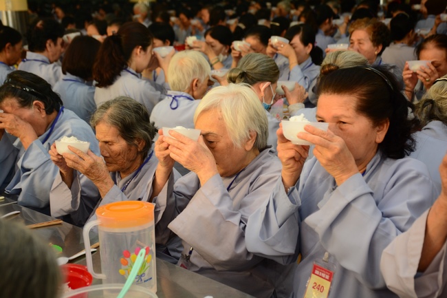 Opening the 95th Seven-Day Retreat