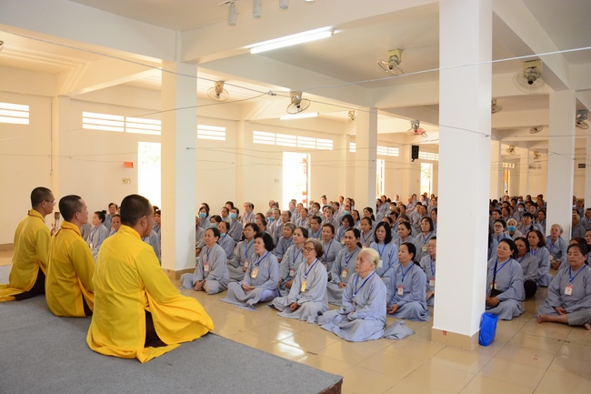 Dharma Talk “Listenning” – The 95th Seven-Day Retreat.