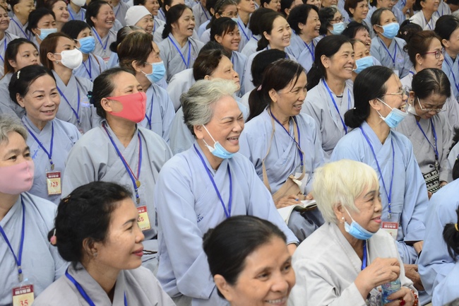 Dharma Talk “Choices” – The 95th Seven-Day Retreat.