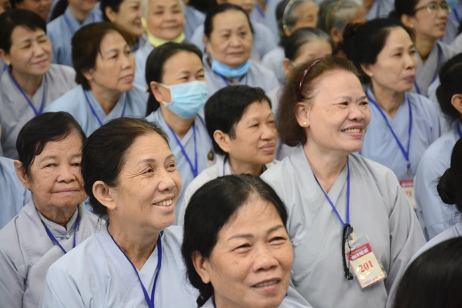 Dharma Talk “Choices” – The 95th Seven-Day Retreat.