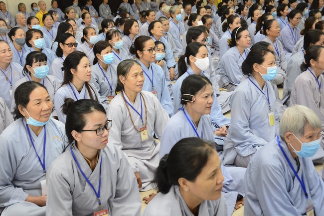 Dharma Talk “Choices” – The 95th Seven-Day Retreat.