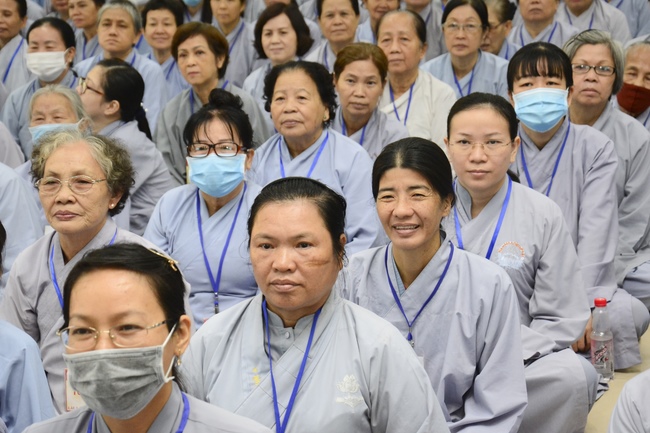 Dharma Talk “Choices” – The 95th Seven-Day Retreat.