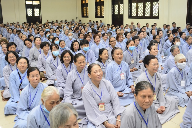 Dharma Talk “Choices” – The 95th Seven-Day Retreat.