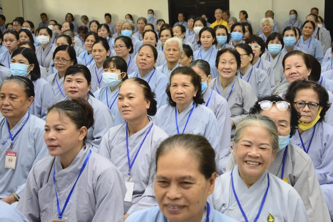 Dharma Talk “Choices” – The 95th Seven-Day Retreat.