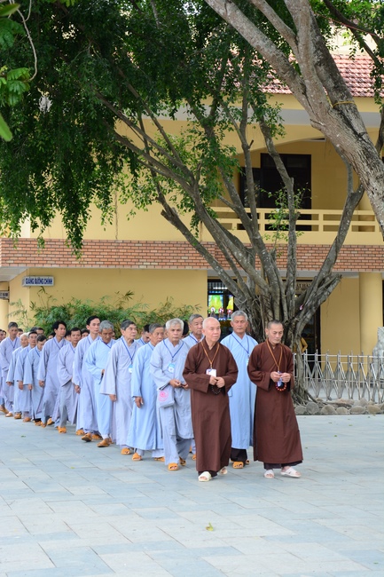 Dharma Talk “Choices” – The 95th Seven-Day Retreat.