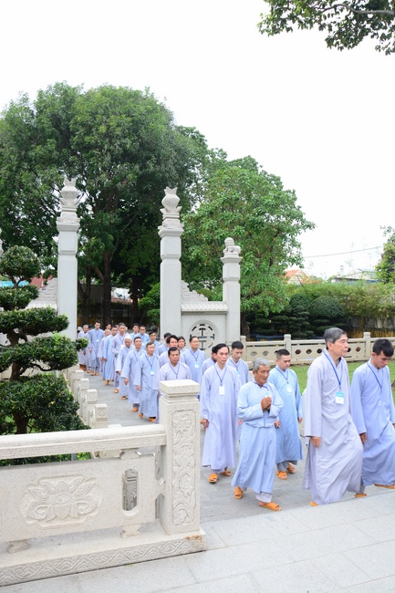 Dharma Talk “Choices” – The 95th Seven-Day Retreat.