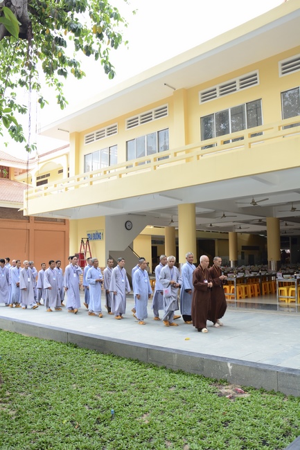 Dharma Talk “Choices” – The 95th Seven-Day Retreat.