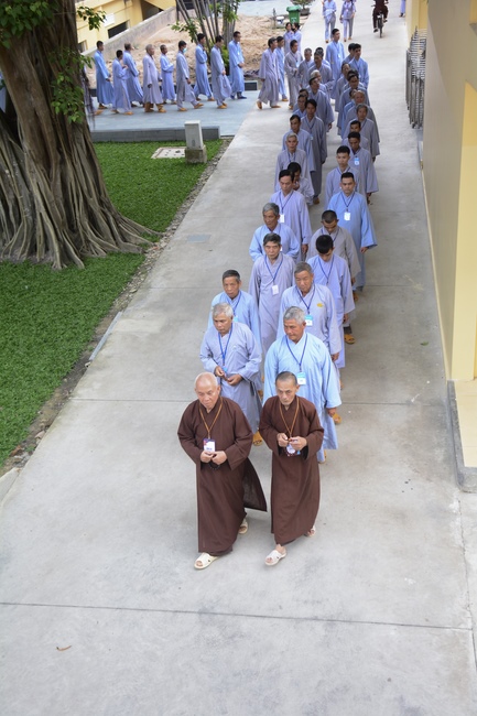 Dharma Talk “Choices” – The 95th Seven-Day Retreat.